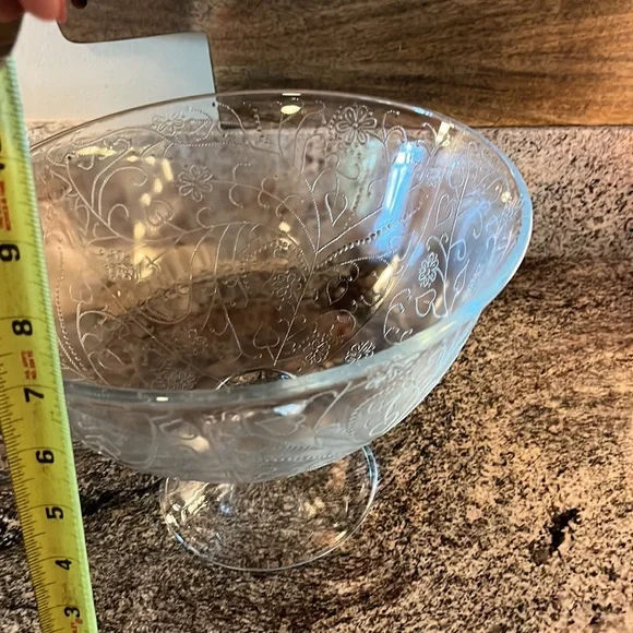 Southern Living at Home Victorian bowl - Picture 3 of 4